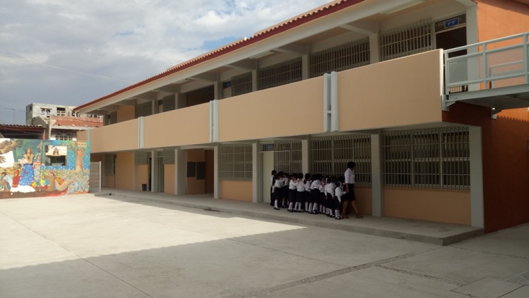 Centro Escolar Juchitán, emblema de la educación y luz que no se extingue (4)